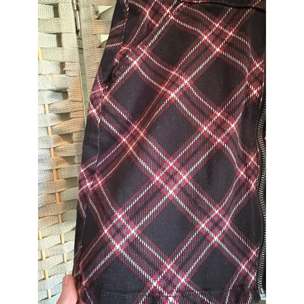 SO plaid pattern